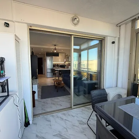 Azur Face à La - French Riviera Appartement *