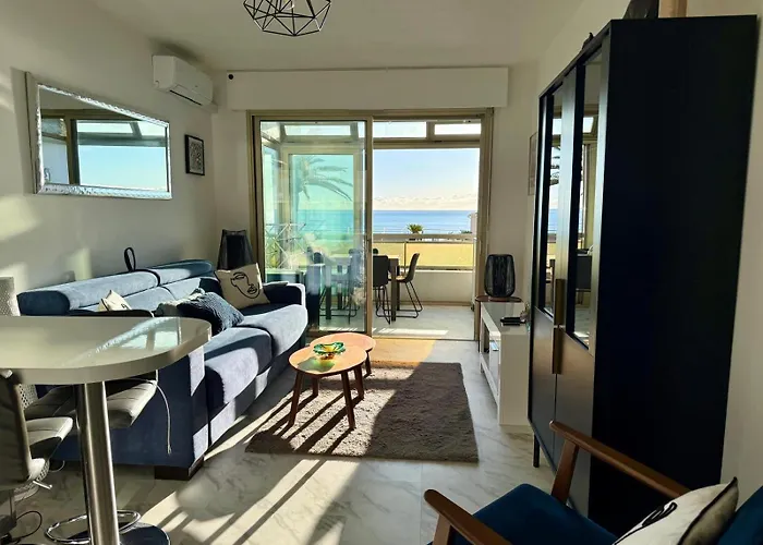 Appartement Azur Face à La - French Riviera *